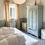 4 Bedroom Beautiful In * Store Fuglede