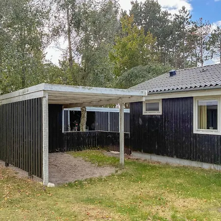 4 Bedroom Beautiful In *