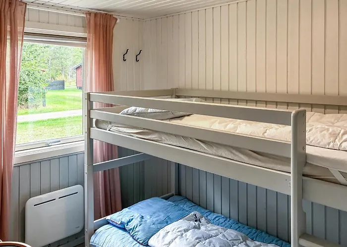 4 Bedroom Beautiful In 度假居 Store Fuglede